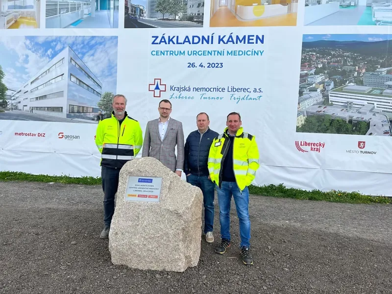 Poklepání na základní kámen Krajské nemocnice Liberec